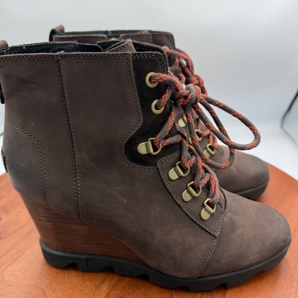 Sorel‎ Joan Uptown Lace Wedge Ankle Boots Brown Leather Womens Size 9.5